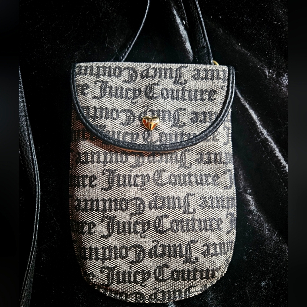 Juicy couture cross body bag / small purse